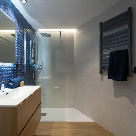 Nevada Premium America 4bed Con Parking Apartment *
